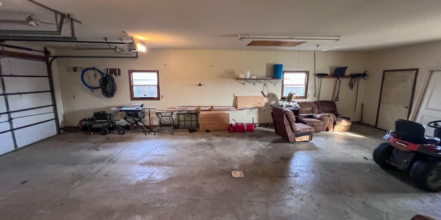 410 Anderson Lane, Bedford, Indiana 47421,MLS,202602361