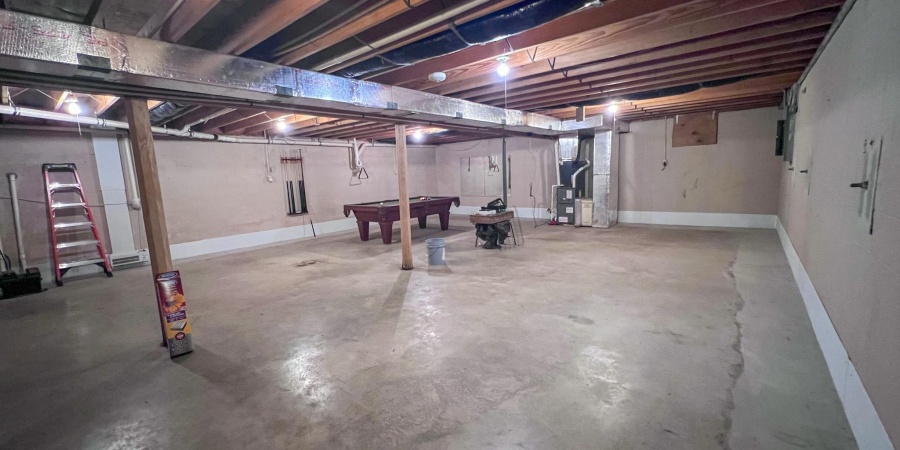 410 Anderson Lane, Bedford, Indiana 47421,MLS,202602361