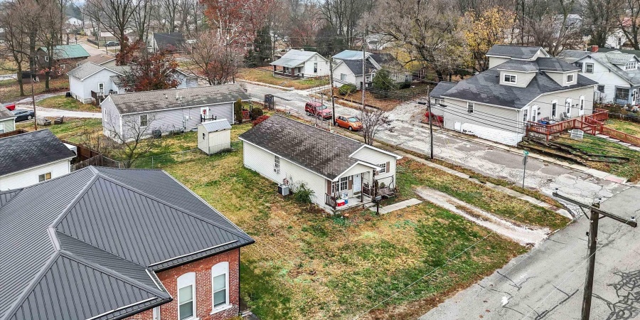 800 Maple Avenue, Greencastle, Indiana 46135,MLS,202547168