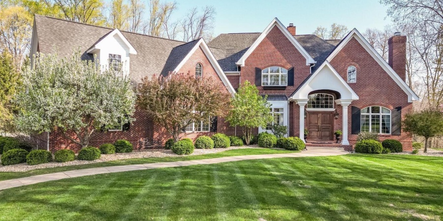 4636 S Hawks Way, Bloomington, Indiana 47401,MLS,202602395