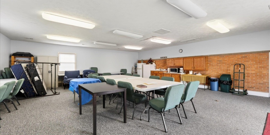 168 N Harrison Street, Spencer, Indiana 47460-1412,MLS,202602532