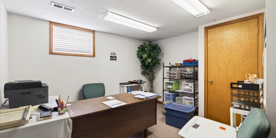 168 N Harrison Street, Spencer, Indiana 47460-1412,MLS,202602532