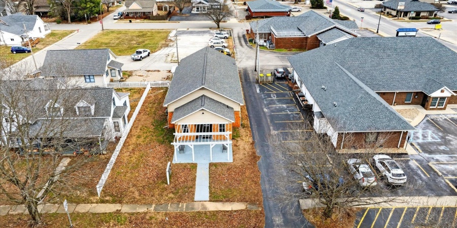 168 N Harrison Street, Spencer, Indiana 47460-1412,MLS,202602532