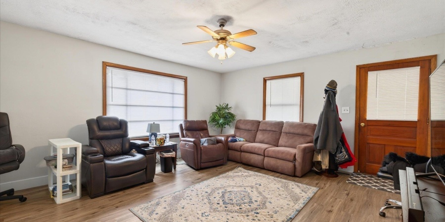 168 N Harrison Street, Spencer, Indiana 47460-1412,MLS,202602532