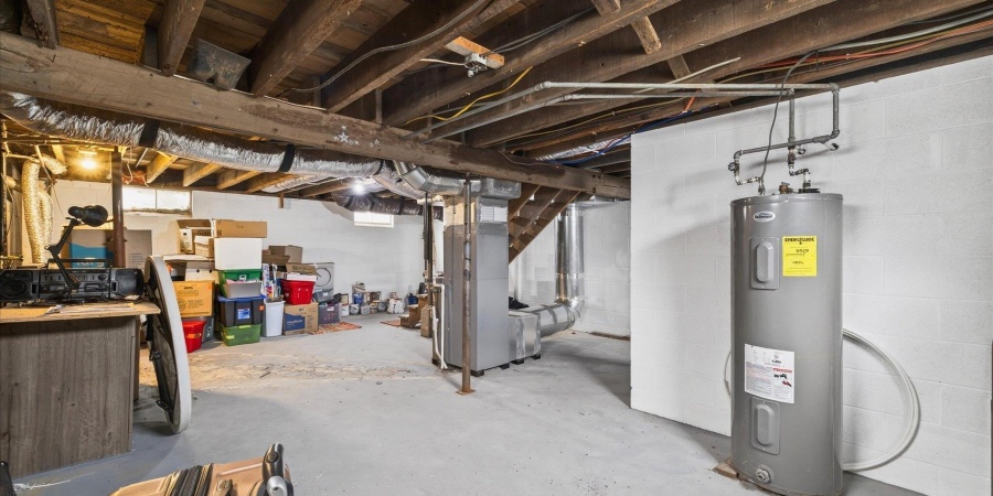 168 N Harrison Street, Spencer, Indiana 47460-1412,MLS,202602532