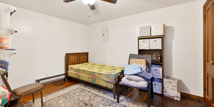 168 N Harrison Street, Spencer, Indiana 47460-1412,MLS,202602532