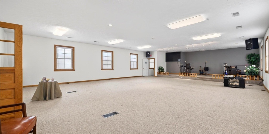 168 N Harrison Street, Spencer, Indiana 47460-1412,MLS,202602532