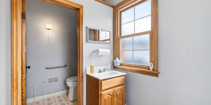 168 N Harrison Street, Spencer, Indiana 47460-1412,MLS,202602532