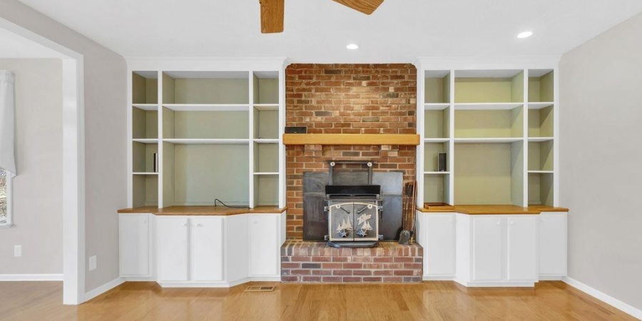 3665 E Robin Road, Bloomington, Indiana 47401,MLS,202602496