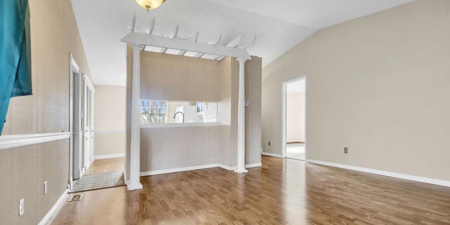 546 W Lois Lane, Bloomington, Indiana 47403,MLS,202602500