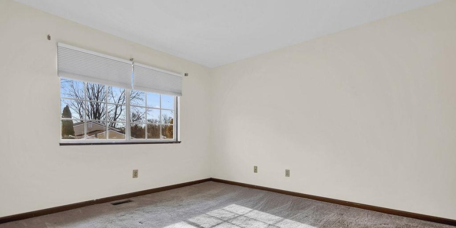 546 W Lois Lane, Bloomington, Indiana 47403,MLS,202602500