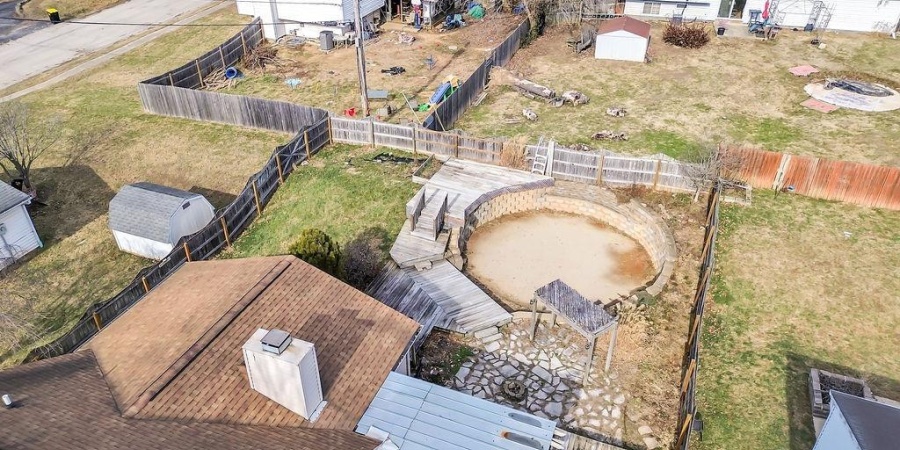 546 W Lois Lane, Bloomington, Indiana 47403,MLS,202602500