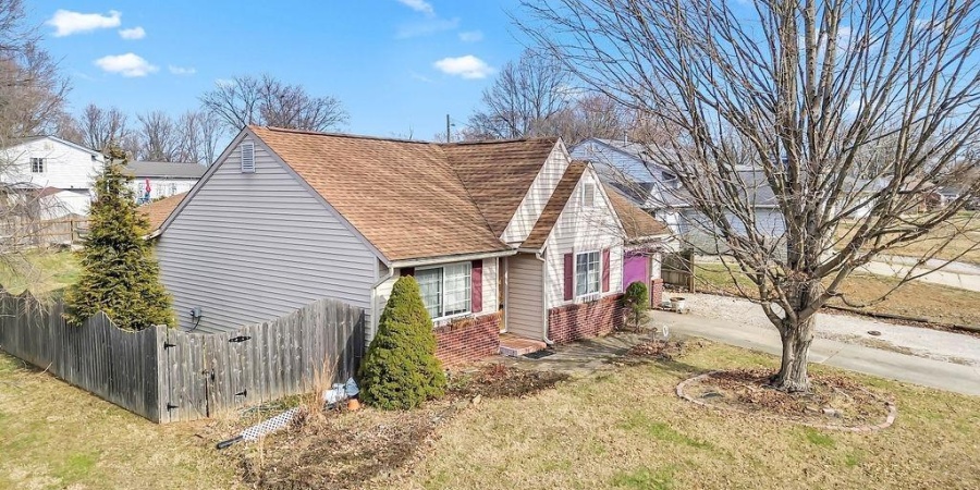 546 W Lois Lane, Bloomington, Indiana 47403,MLS,202602500