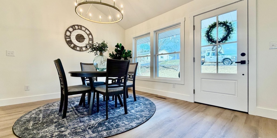 121 Edgewood Drive, Bedford, Indiana 47421,MLS,202602529