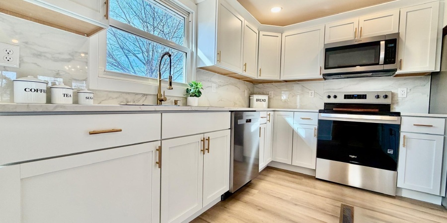 121 Edgewood Drive, Bedford, Indiana 47421,MLS,202602529