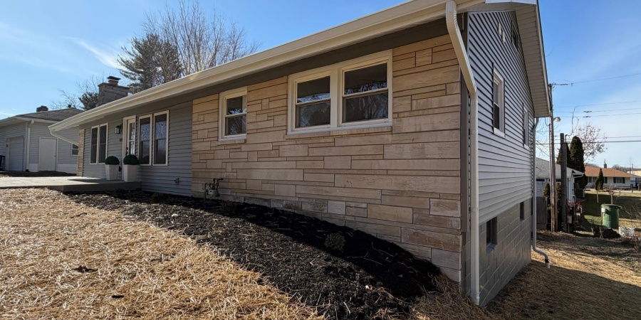 121 Edgewood Drive, Bedford, Indiana 47421,MLS,202602529