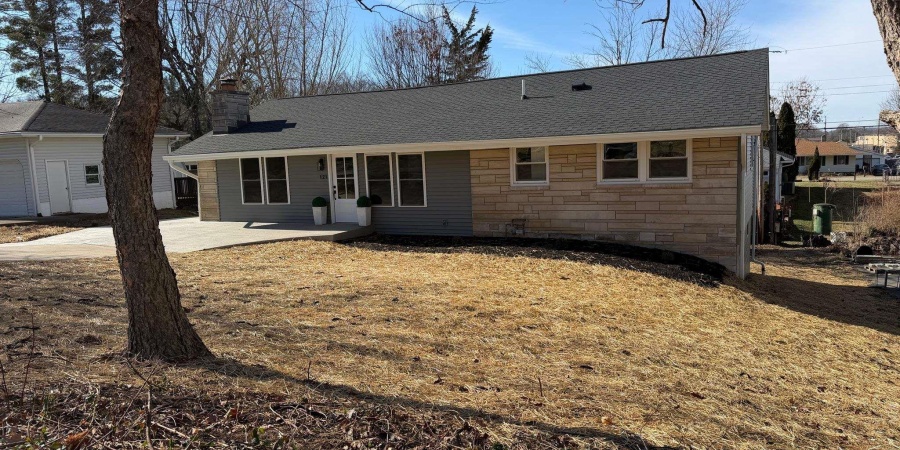 121 Edgewood Drive, Bedford, Indiana 47421,MLS,202602529