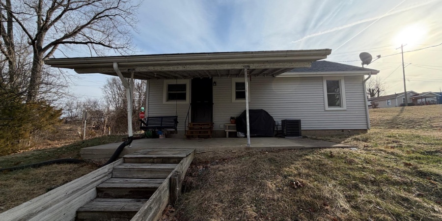 201 S Street, Bedford, Indiana 47421,MLS,202602538
