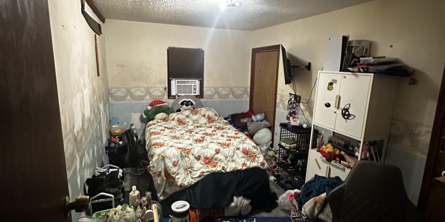 1319 Fourth Street, Bedford, Indiana 47421,MLS,202602596