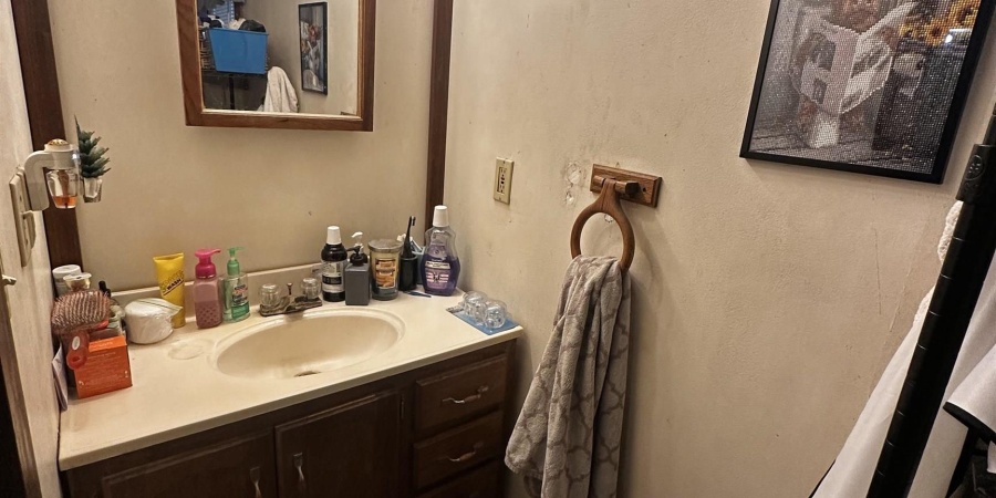 1319 Fourth Street, Bedford, Indiana 47421,MLS,202602596