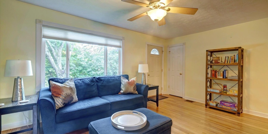 1005 E Maxwell Lane, Bloomington, Indiana 47401-5071,MLS,202520024