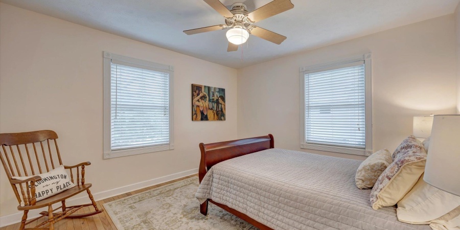 1005 E Maxwell Lane, Bloomington, Indiana 47401-5071,MLS,202520024