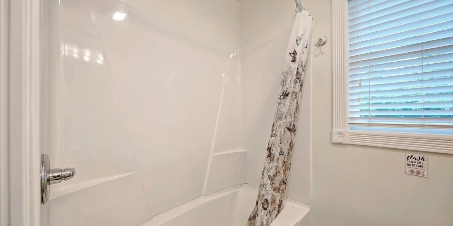 1005 E Maxwell Lane, Bloomington, Indiana 47401-5071,MLS,202520024