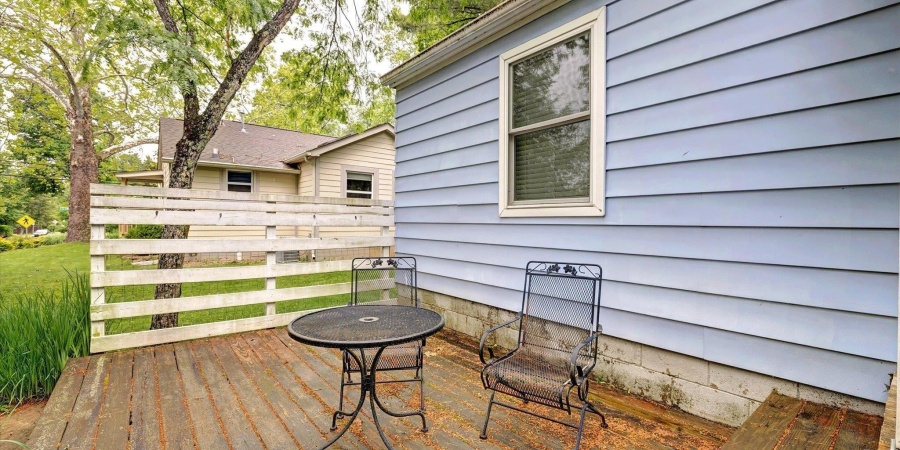 1005 E Maxwell Lane, Bloomington, Indiana 47401-5071,MLS,202520024