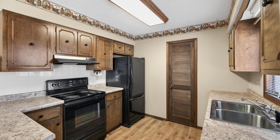 600 Forest Drive, Bloomfield, Indiana 47424,MLS,202602653