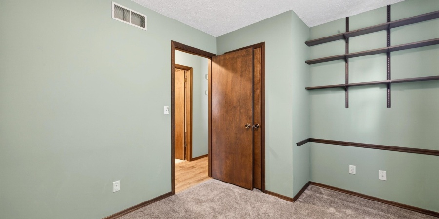 600 Forest Drive, Bloomfield, Indiana 47424,MLS,202602653