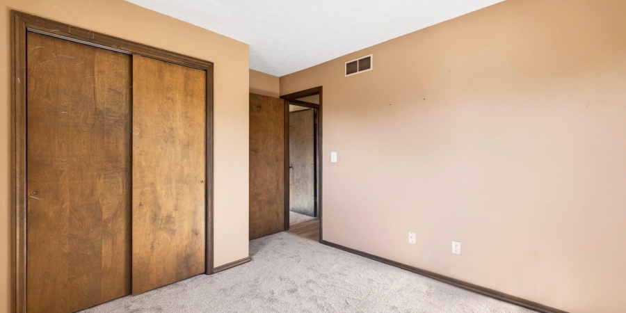 600 Forest Drive, Bloomfield, Indiana 47424,MLS,202602653