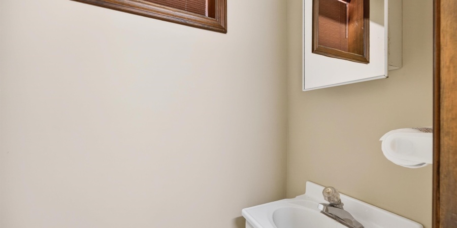 600 Forest Drive, Bloomfield, Indiana 47424,MLS,202602653