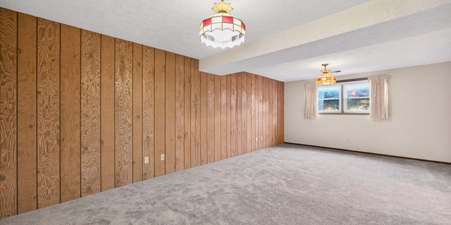 600 Forest Drive, Bloomfield, Indiana 47424,MLS,202602653