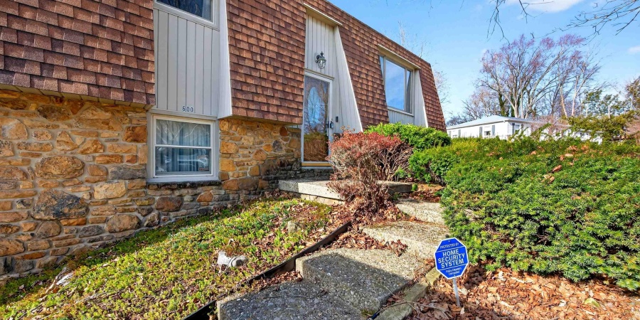 600 Forest Drive, Bloomfield, Indiana 47424,MLS,202602653