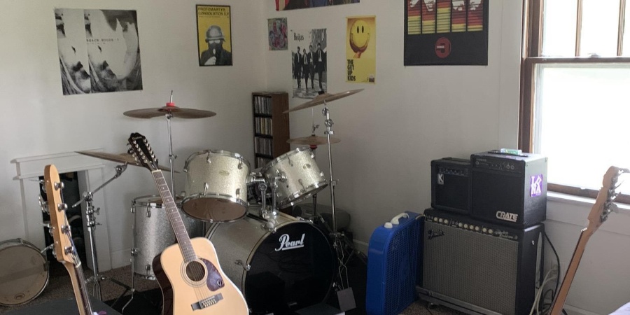 2607 S Rockport Road, Bloomington, Indiana 47403,MLS,202602700