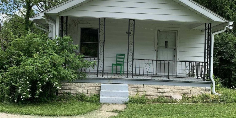 2607 S Rockport Road, Bloomington, Indiana 47403,MLS,202602700