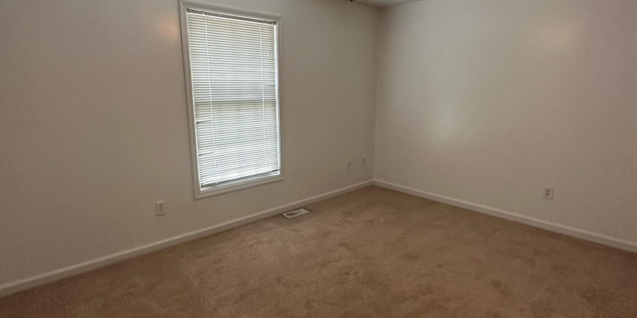 648 E Sherwood Hills Drive, Bloomington, Indiana 47404,MLS,202602703