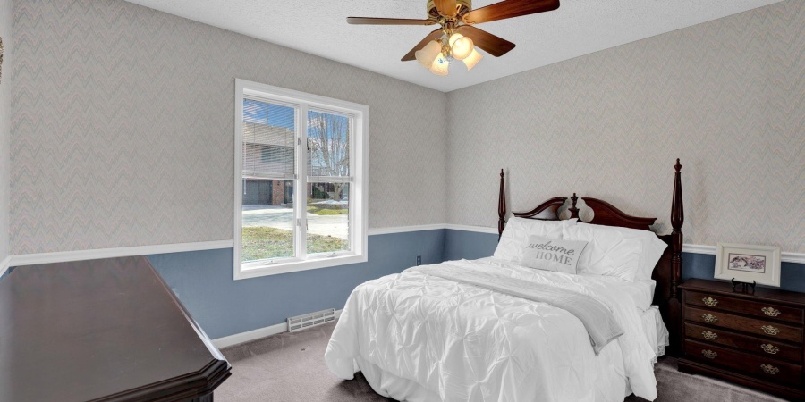 500-10 Greentree Drive, Bedford, Indiana 47421,MLS,202602719