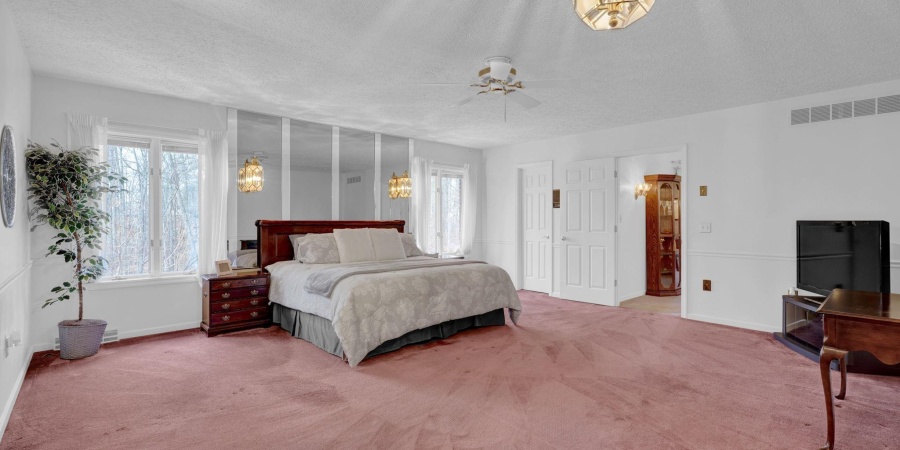 500-10 Greentree Drive, Bedford, Indiana 47421,MLS,202602719