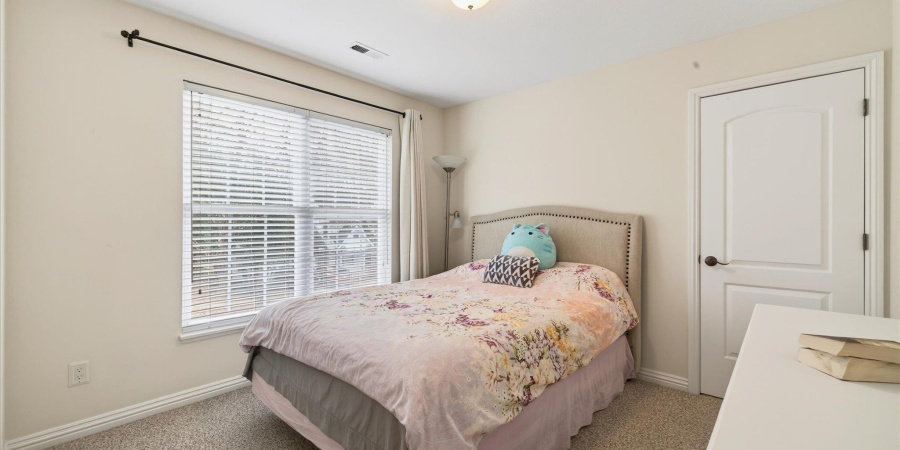 1115 E Azalea Lane, Bloomington, Indiana 47401-4395,MLS,202602751