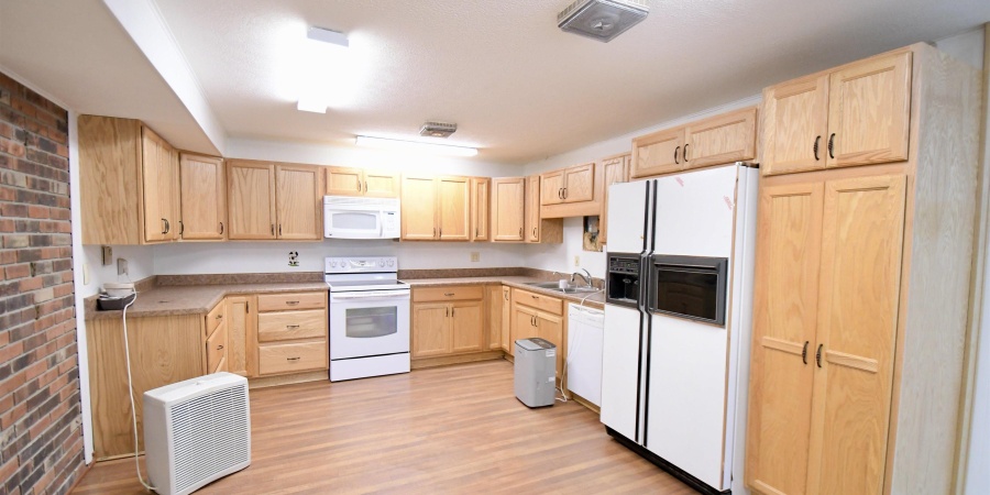 64 Northern Hills Drive, Bedford, Indiana 47421,MLS,202602754