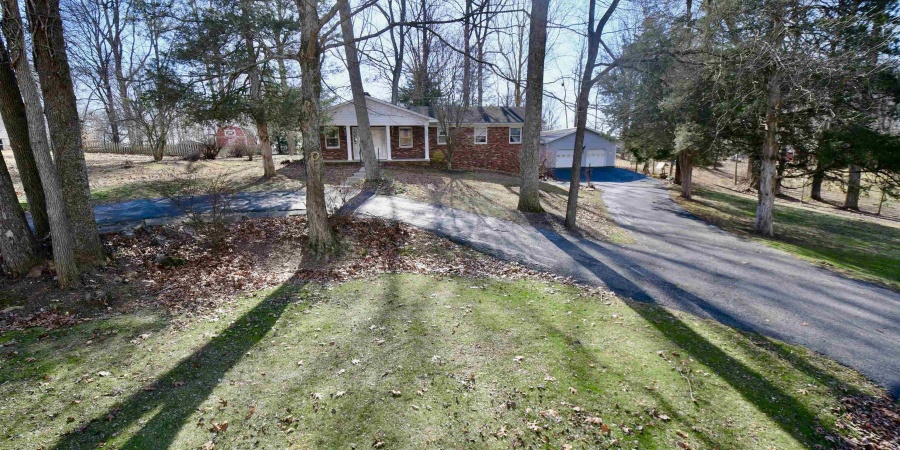 64 Northern Hills Drive, Bedford, Indiana 47421,MLS,202602754