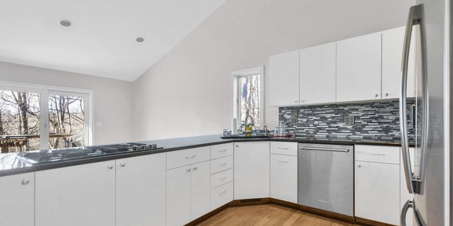 3434 S Ashwood Drive, Bloomington, Indiana 47401-9762,MLS,202602808