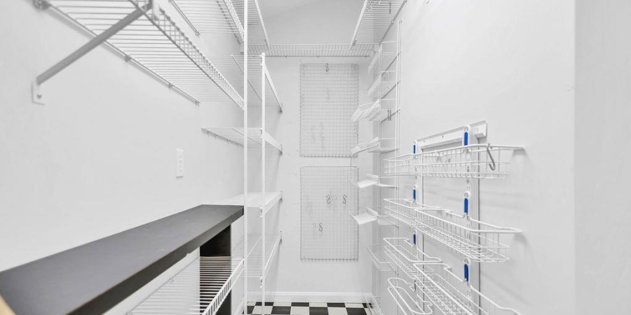 3434 S Ashwood Drive, Bloomington, Indiana 47401-9762,MLS,202602808