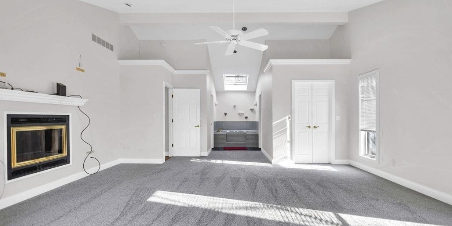 3434 S Ashwood Drive, Bloomington, Indiana 47401-9762,MLS,202602808