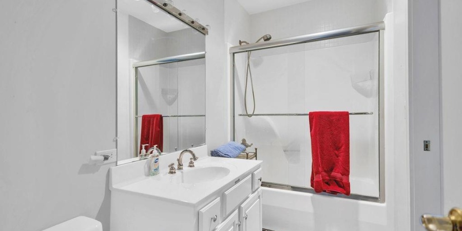 3434 S Ashwood Drive, Bloomington, Indiana 47401-9762,MLS,202602808