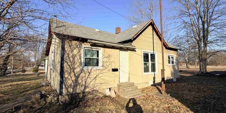 353 N Park Street, Jasonville, Indiana 47438,MLS,202602906