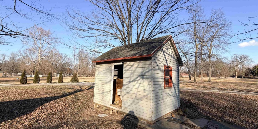 353 N Park Street, Jasonville, Indiana 47438,MLS,202602906