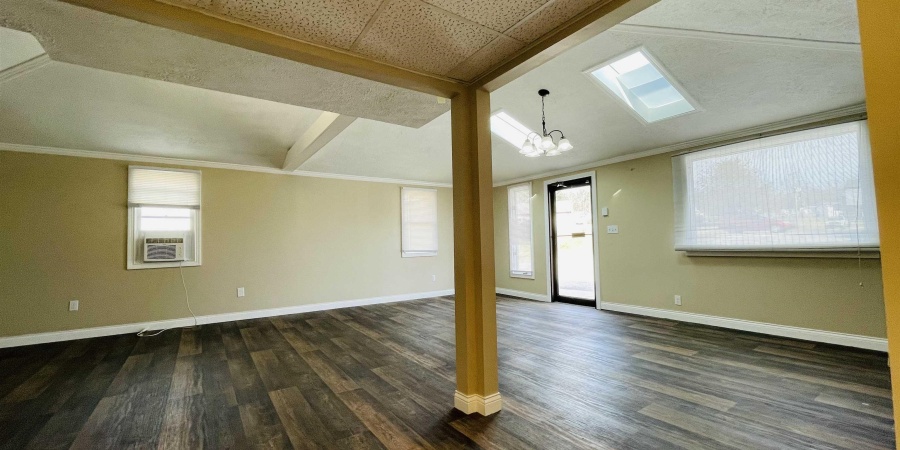 5595 W State Road 46 Road, Ellettsville, Indiana 47429,MLS,202602913