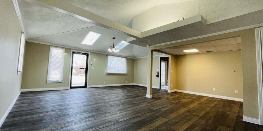 5595 W State Road 46 Road, Ellettsville, Indiana 47429,MLS,202602913